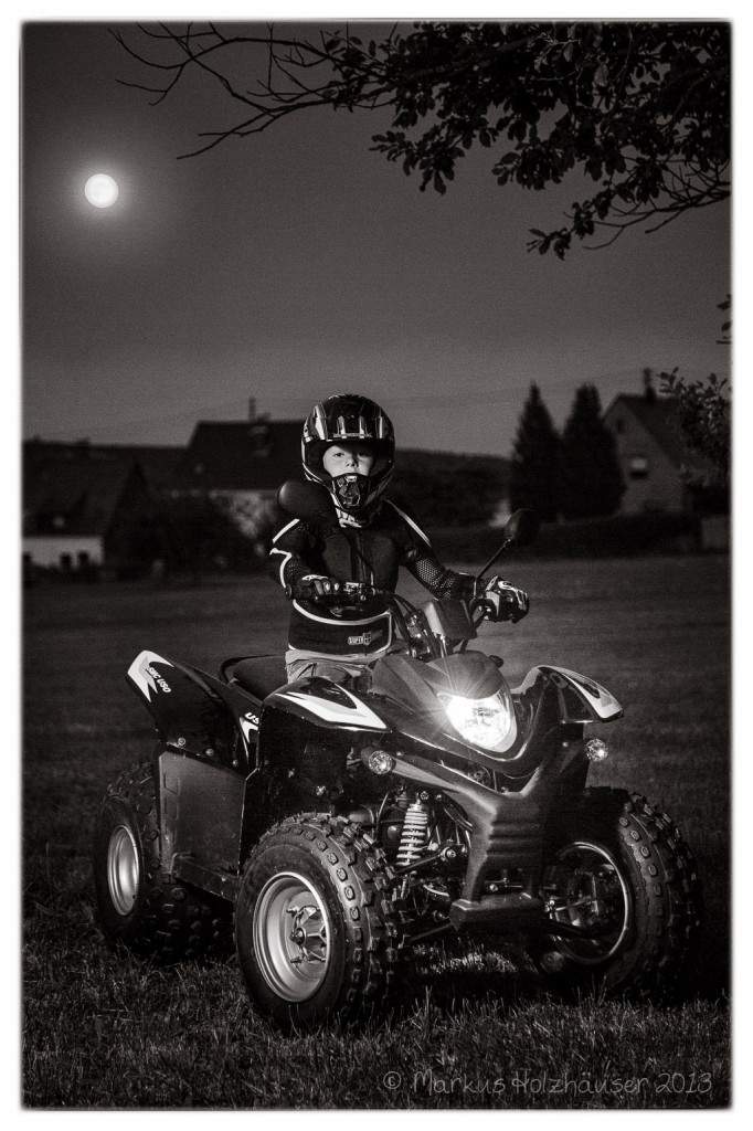 Fotoshooting mit Anna Maria und Jakob, Bundenbach 2013, (c) Markus Holzhäuser